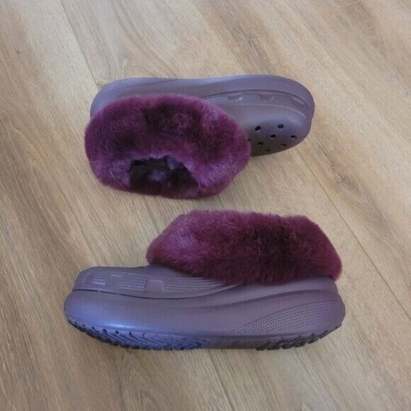CROCS Furever Crush Clogs in Red Cherry - Picture 3 of 5
